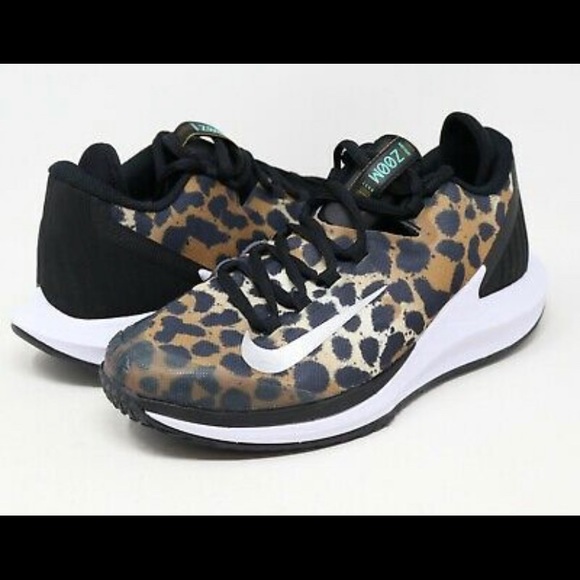 Nike Shoes - Nike court air zoom 6:5